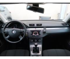 Volkswagen Passat 1.6 TDI 77kW - 10