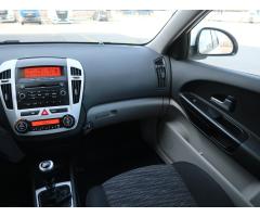 Kia Cee`d 1.4 CVVT 80kW - 11