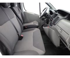 Renault Trafic 2.0 dCi 84kW - 12