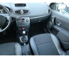 Renault Clio 1.5 dCi 63kW - 11