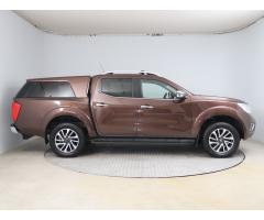 Nissan Navara 2.3 dCi 140kW - 8