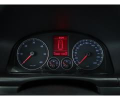 Volkswagen Touran 2.0 TDI 103kW - 14