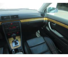 Audi A4 2.0 TDI 103kW - 11