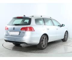 Volkswagen Passat 2.0 TDI 130kW - 7