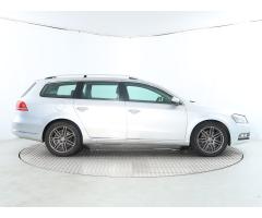 Volkswagen Passat 2.0 TDI 130kW - 8