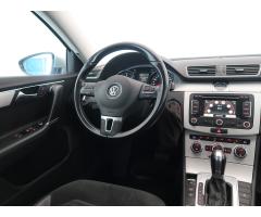 Volkswagen Passat 2.0 TDI 130kW - 9