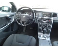 Volvo V60 D3 2.0 120kW - 9