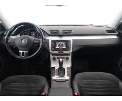 Volkswagen Passat 2.0 TDI 130kW - 10