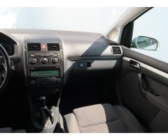 Volkswagen Touran 1.6 FSI 85kW - 11