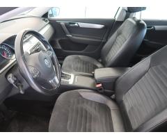 Volkswagen Passat 2.0 TDI 130kW - 16