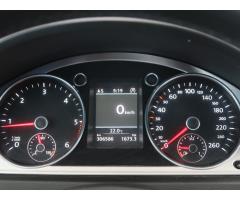 Volkswagen Passat 2.0 TDI 130kW - 17