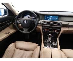 BMW Řada 7 740d xDrive 225kW - 9