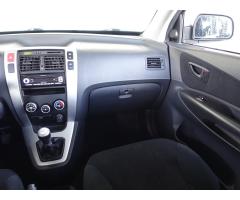 Hyundai Tucson 2.0 i 104kW - 11