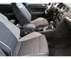 Volkswagen Golf 2.0 TSI R 221kW - 12