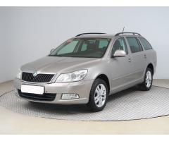 ŠKODA SUPERB COMBI 2.0TDI 140 LAURIN&K 4X4 DSG 7ST