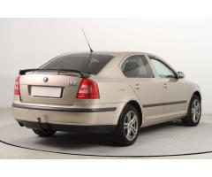 Škoda Octavia 1.6 75kW - 7