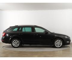 Škoda Octavia 2.0 TDI 110kW - 8