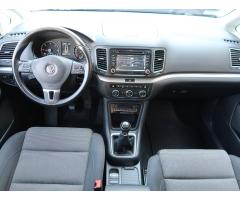 Volkswagen Sharan 2.0 TDI 103kW - 10