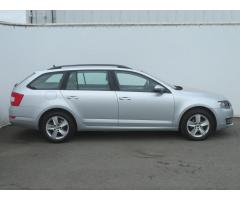 Škoda Octavia 1.6 TDI 77kW - 8