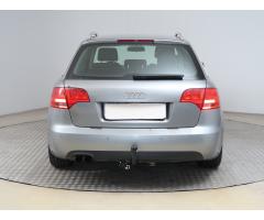 Audi A4 2.0 TDI 103kW - 6