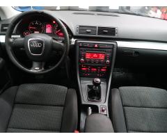 Audi A4 2.0 TDI 103kW - 10