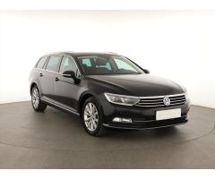 Volkswagen Passat 2.0 TDI 140kW - 1