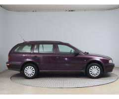 Škoda Octavia 1.9 TDI 66kW - 8