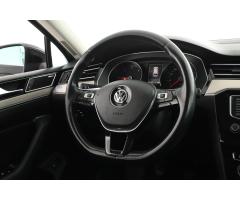 Volkswagen Passat 2.0 TDI 140kW - 14