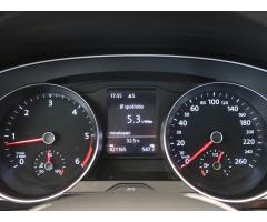 Volkswagen Passat 2.0 TDI 110kW - 17