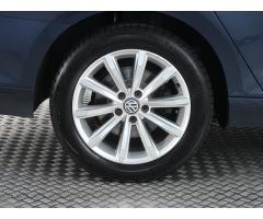 Volkswagen Passat 2.0 TDI 110kW - 21