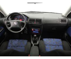 Volkswagen Golf 1.9 TDI 85kW - 10