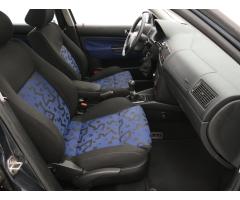 Volkswagen Golf 1.9 TDI 85kW - 12