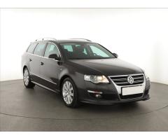 Volkswagen Passat 2.0 TDI 125kW - 1