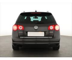 Volkswagen Passat 2.0 TDI 125kW - 5