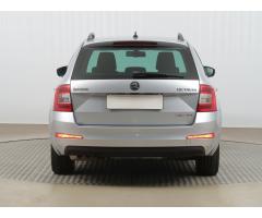 Škoda Octavia 2.0 TDI 110kW - 6