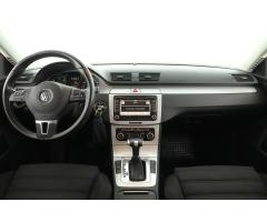 Volkswagen Passat 2.0 TDI 125kW - 7