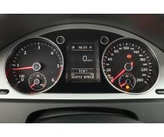 Volkswagen Passat 2.0 TDI 125kW - 13