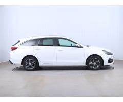 Hyundai i30 1.5 DPI 81kW - 8