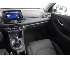 Hyundai i30 1.5 DPI 81kW - 11