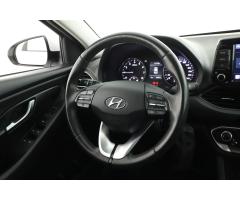 Hyundai i30 1.5 DPI 81kW - 14