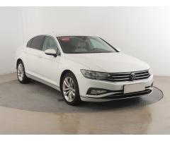 Volkswagen Passat 2.0 TDI 110kW - 1