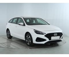 Hyundai i30 1.5 DPI 71kW - 1