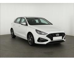 Hyundai i30 1.5 DPI 81kW - 1