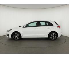 Hyundai i30 1.5 DPI 81kW - 5