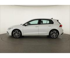 Volkswagen Golf Variant R-Line mHEV DSG Zlevněno o 16 000 Kč