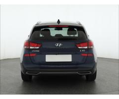 Hyundai i30 1.6 CRDi 85kW - 6