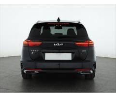 Kia Cee`d 1.6 GDI plug-in 104kW - 8