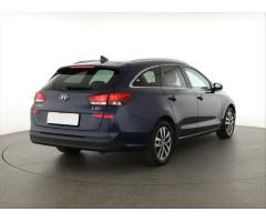 Hyundai i30 1.6 CRDi 85kW - 7