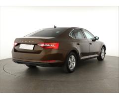 Škoda Superb 1.5 TSI 110kW - 8