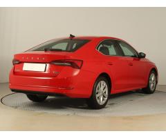 Škoda Octavia 1.5 TSI 110kW - 7